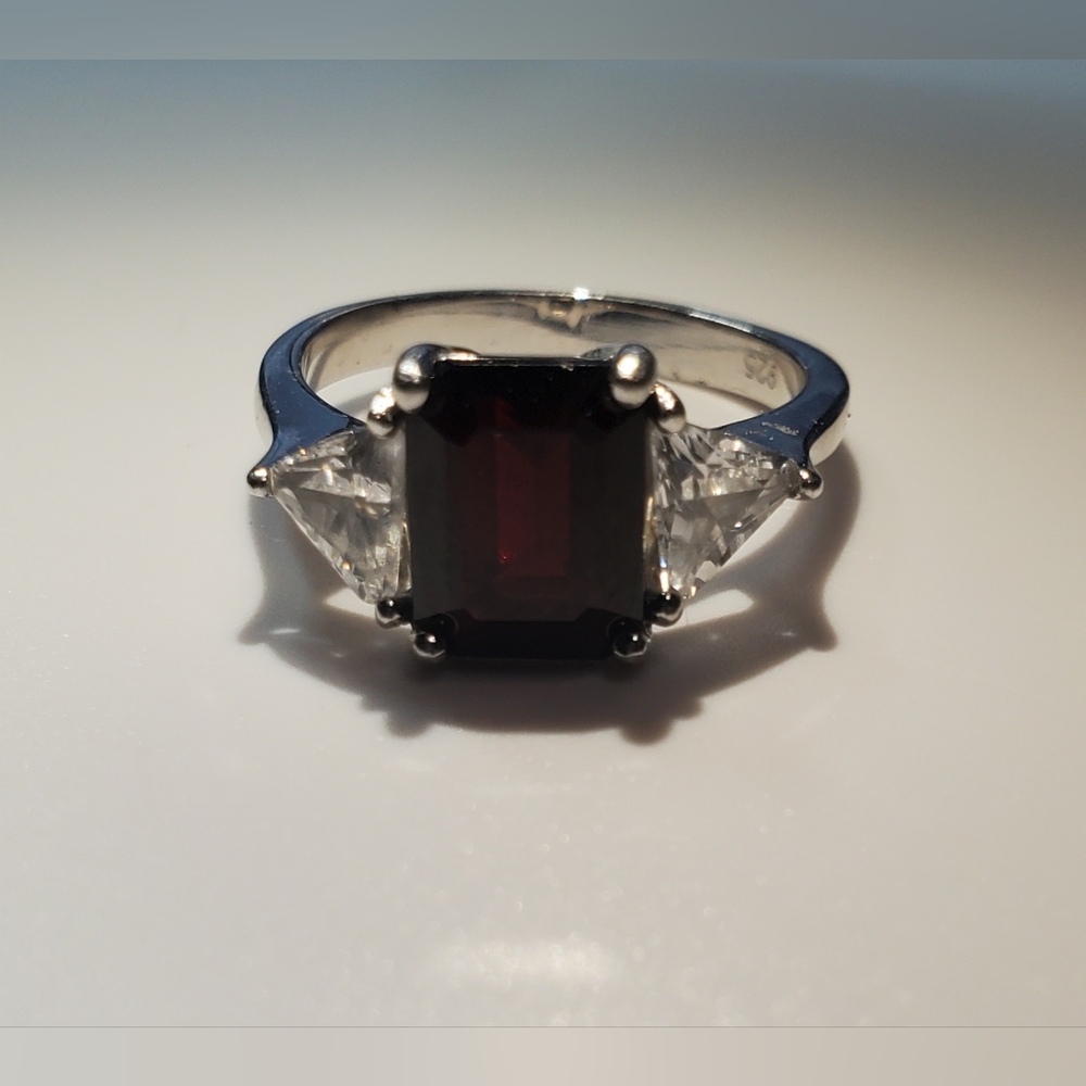 HSN Dark Red Simulated Garnet & Diamond Sterling Silver Ring Size 7